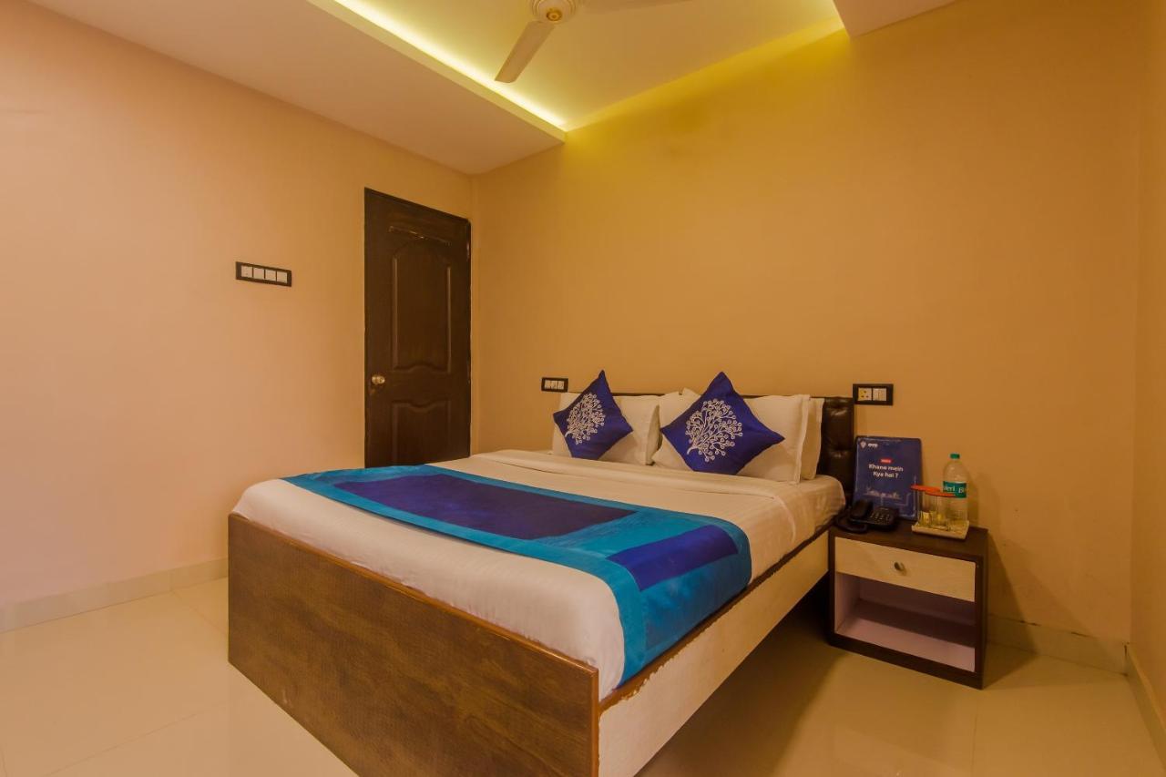 Oyo 9748 Hotel Girgaon Palace Bombay Extérieur photo